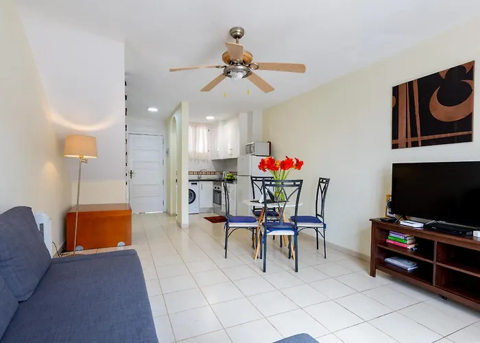 Two Bedrooms In Parque Santiago 2 Apartamento Playa de las Americas (Tenerife)